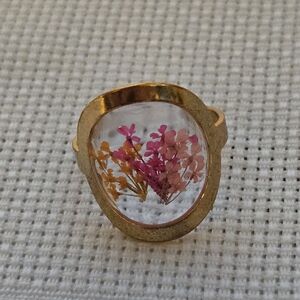 Gold Floral Resin Ring